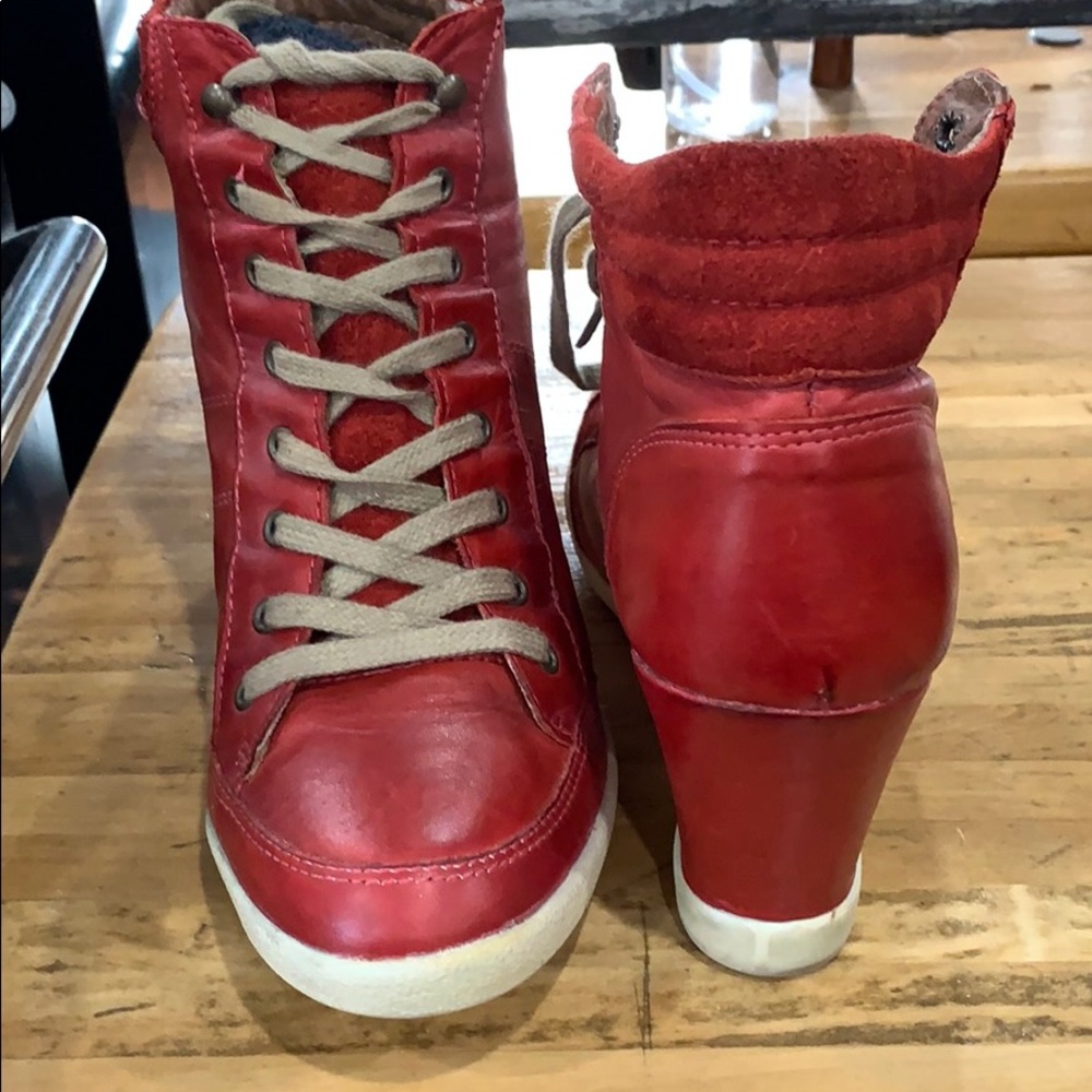 Booties - Picture 3 of 4